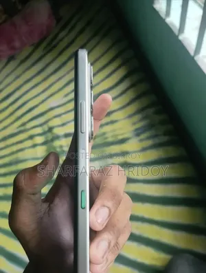 Infinix Hot 60i 128 GB Silver