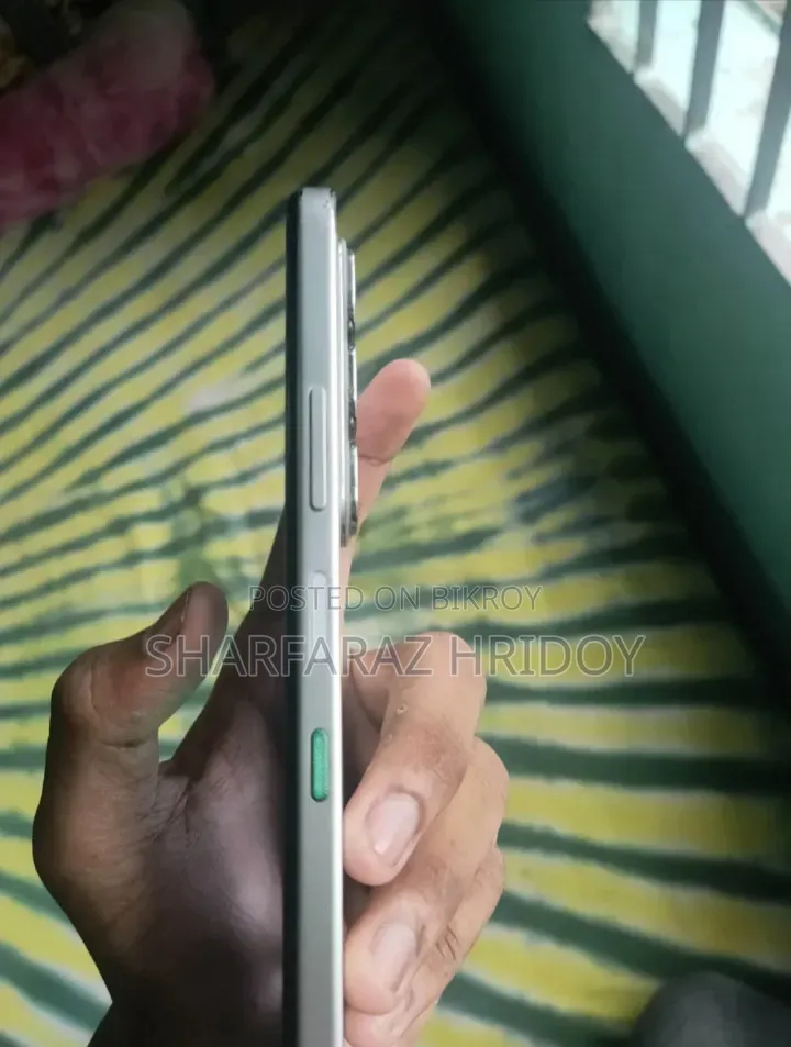 Infinix Hot 60i 128 GB Silver