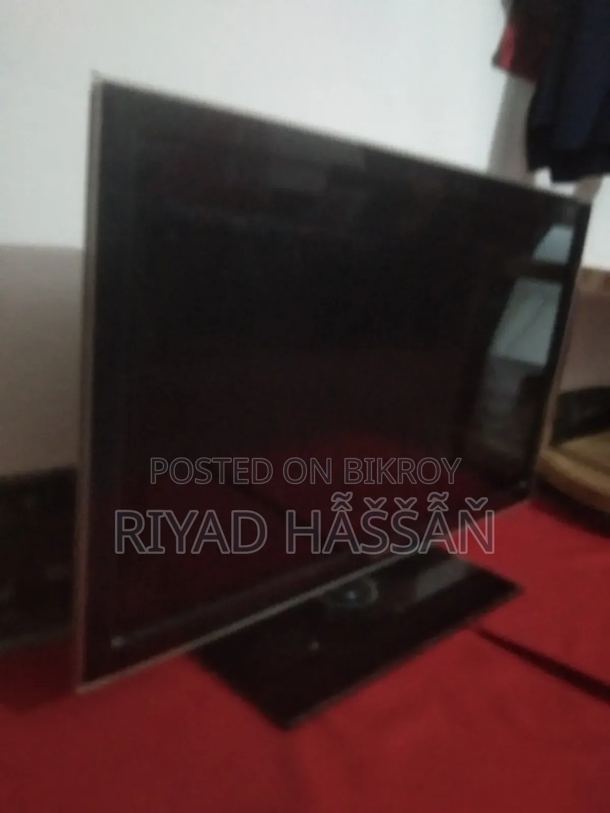 Samsung 32-inch LED TV Model: UA32D5000