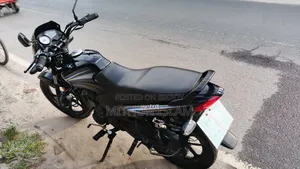 টিভিএস মেট্রো ২০২৩ নীল