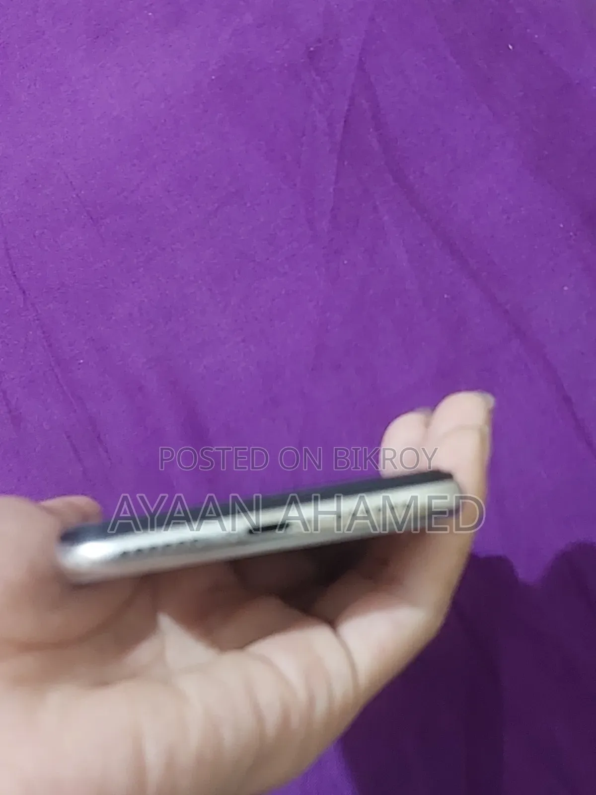 অ্যাপল আইফোন এক্স ২৫৬ জিবি হোয়াইট
