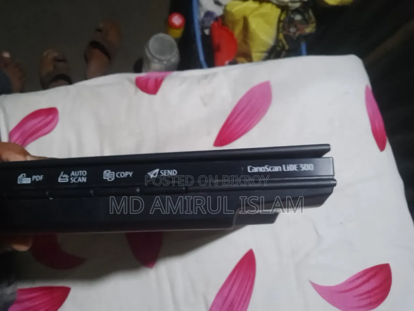 ক্যানন ক্যানোস্ক্যান লাইড ৩০০