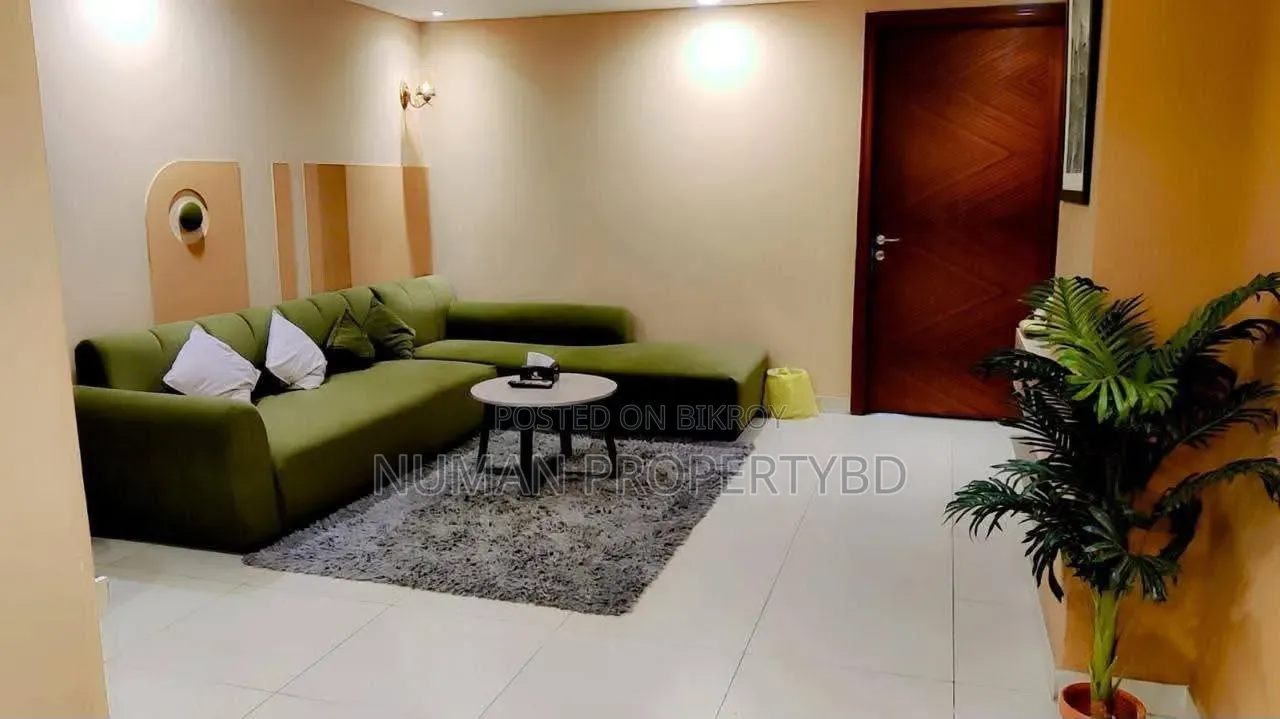 Furnished 4bdrm Apartment in Gulshan for rent