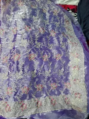 একটি সুন্দর শাড়ি