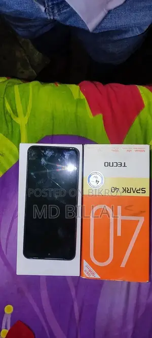 Tecno Spark 40 128 GB Blue