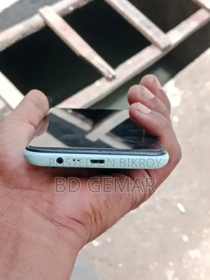 Realme Narzo 50i 64 GB Green