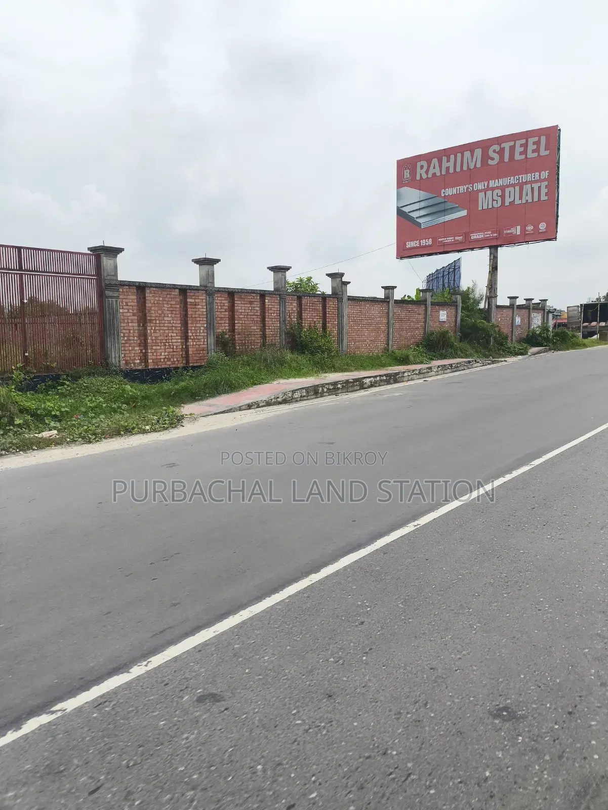 Near 300 Fit Road South Face 5 Katha Plot Sale in Sector:9, Purbachal