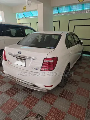 Toyota Axio 1.5 Hybrid Two-Wheel Drive 2018 White