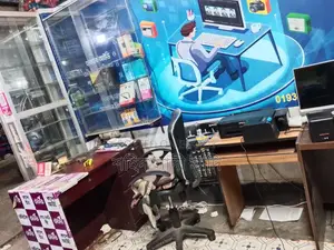 ভাড়ার জন্য বাণিজ্যিক সম্পত্তি