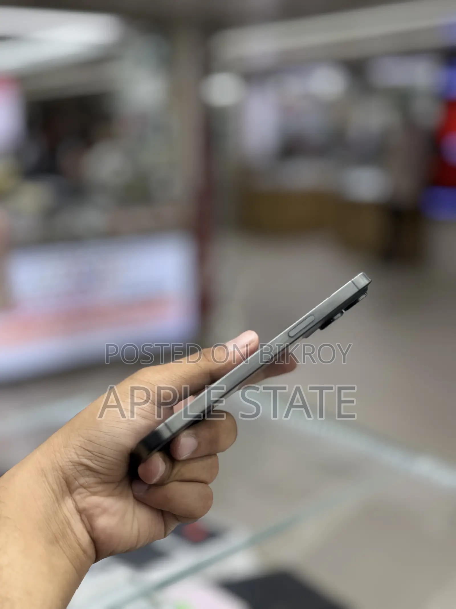 অ্যাপল আইফোন ১৫ প্রো ম্যাক্স ২৫৬ জিবি ব্ল্যাক