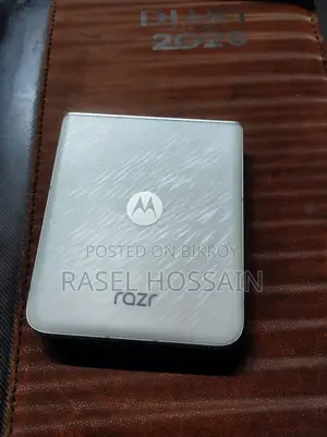 মোটররোলা রেজর ৬০ ২৫৬ জিবি সিলভার