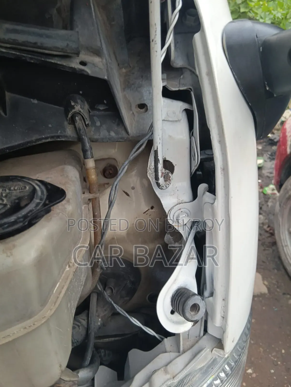 Toyota HiAce 2007 White