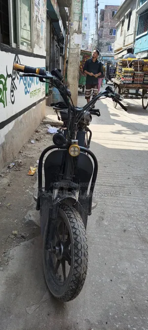 হিরো ইকো ১০০ ২০২২ কালো