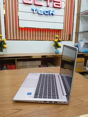 Laptop HP ProBook 440 G8 16GB Intel Core i5 SSD 512GB