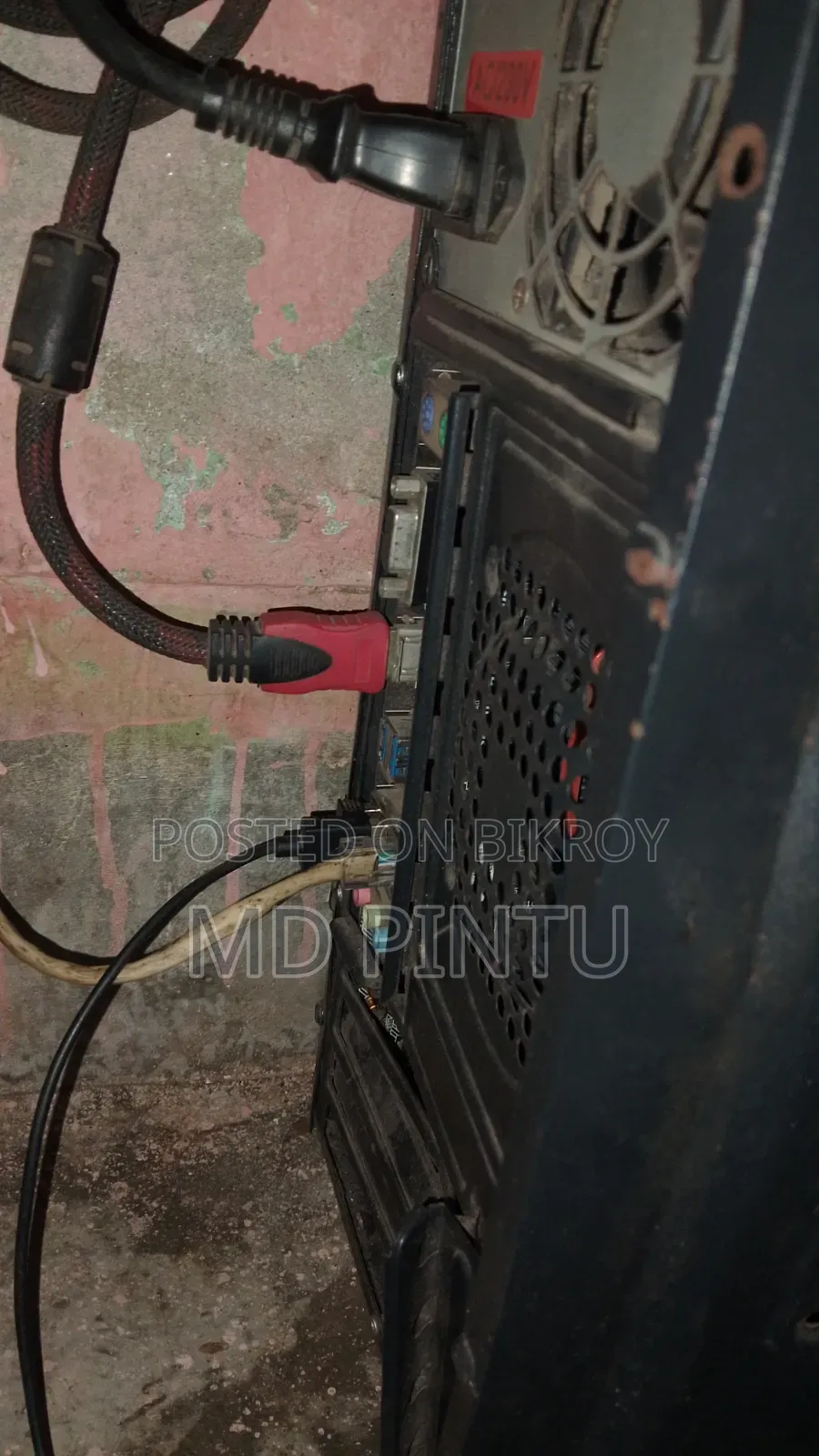 Desktop Computer Gigabyte 4GB Intel Pentium HDD+SSD 128GB
