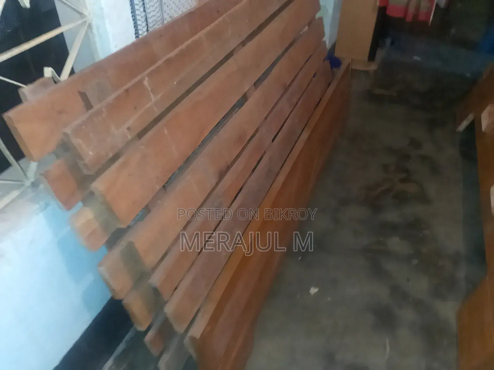 ৬' × ৭' ফুট একটি খাট বিক্রয় হবে