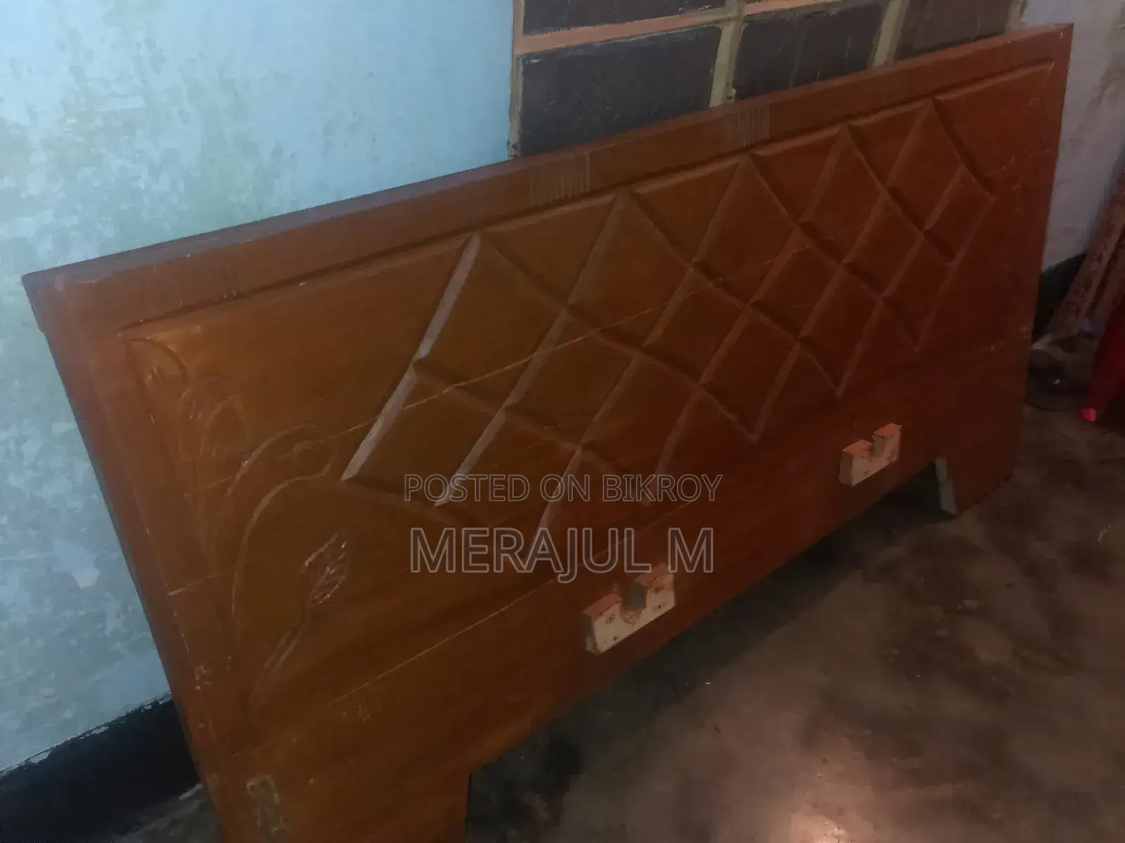 ৬' × ৭' ফুট একটি খাট বিক্রয় হবে