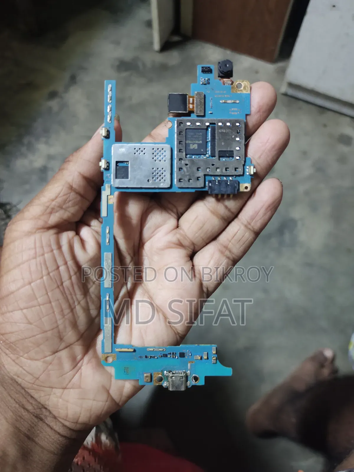 স্যামসাং গ্যালাক্সি গ্র্যান্ড প্রাইম মাদারবোর্ড। ১/৮ ফুল ফ্রেশ