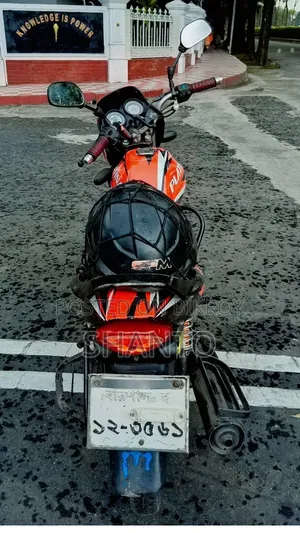 Bajaj Platina 100 2013 Red