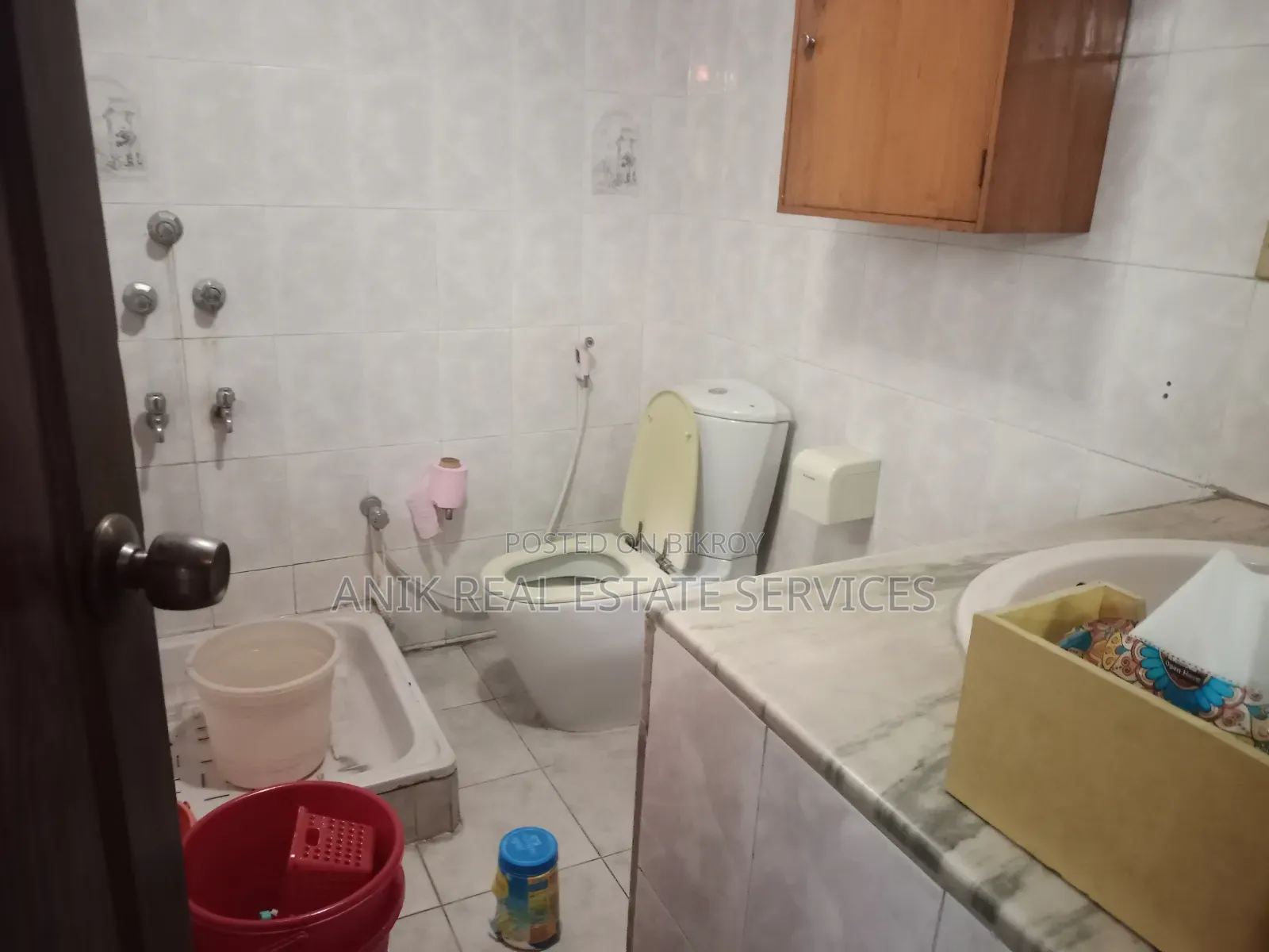 4 Bedroom Apartment in Anik Real Estate, Gulshan for sale