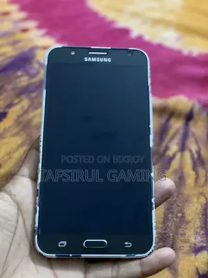 স্যামসাং গ্যালাক্সি জে৭ ৩২ জিবি কালো