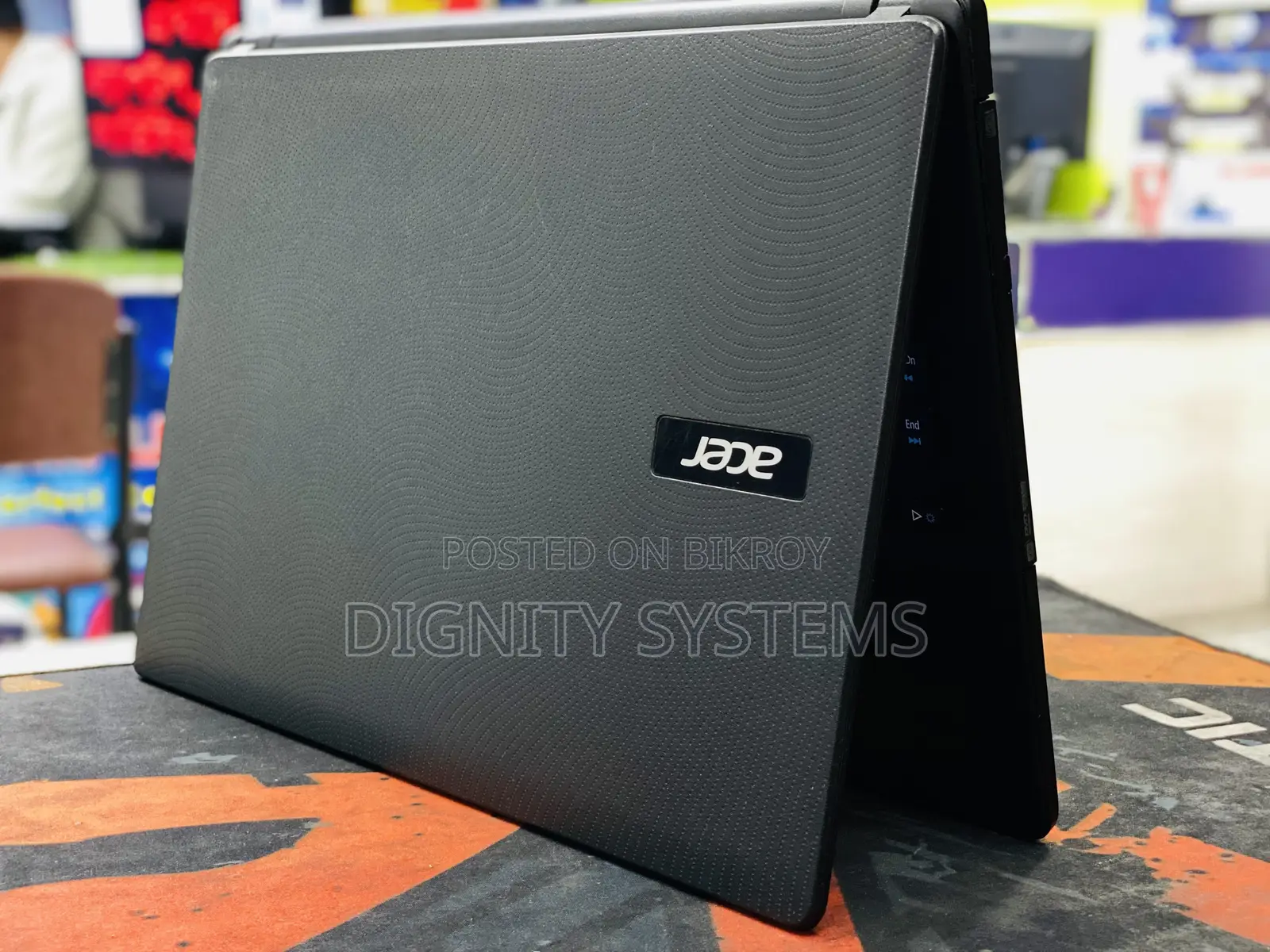 Laptop Acer Aspire ES1 8GB Intel Pentium SSD 128GB