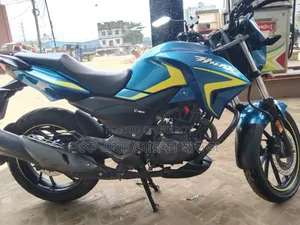 হিরো হাংক ১৫০ ২০২২ নীল