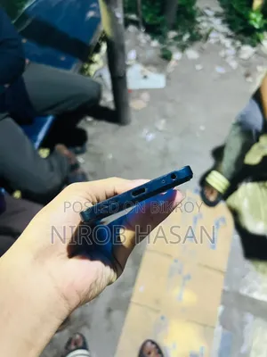 ইনফিনিক্স হট ৩০আই ১২৮ জিবি ব্ল্যাক