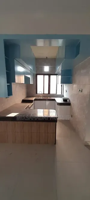 3bdrm Apartment in Basundhara for Sale
