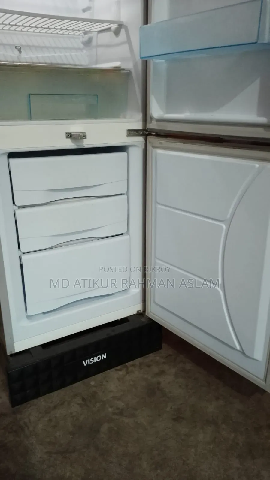ভিশন গ্লাস ডোর বটম মাউন্ট রেফ্রিজারেটর RE-185 লিটার মিরর