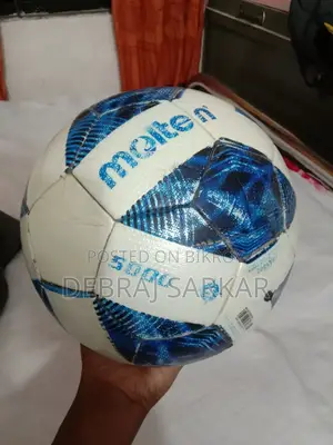 বিক্রির জন্য মল্টেন ভ্যানটেজিও ৫০০০ ফুটবল