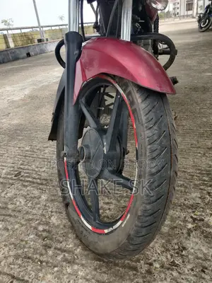 Bajaj Discover 100 2017 Red