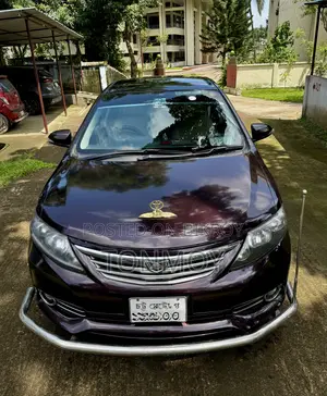 টয়োটা অ্যালিওন ২০১০ মেরুন