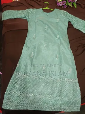 ব্যবহৃত গর্জিয়াস পার্টিওয়্যার বিক্রির জন্য