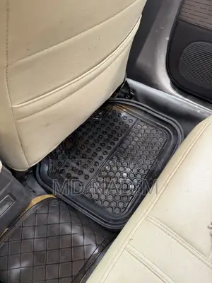 Toyota Carina 1995 Pearl
