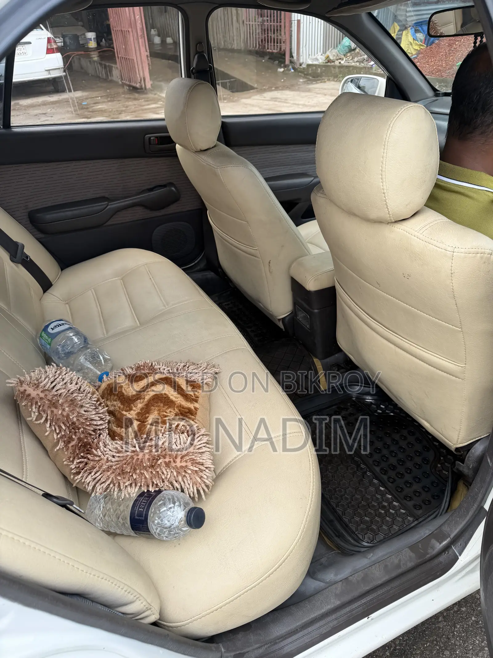 Toyota Carina 1995 Pearl