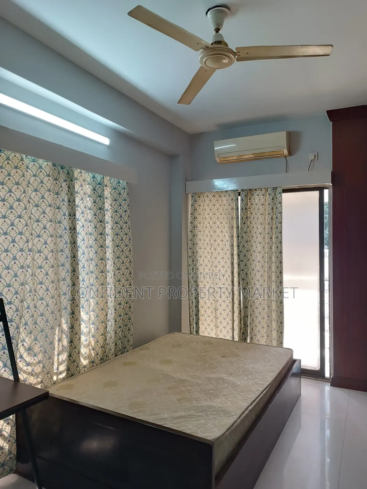 বারিধারায় ভাড়া দেওয়ার জন্য আসবাবপত্রসহ ৩ বেডরুমের অ্যাপার্টমেন্ট