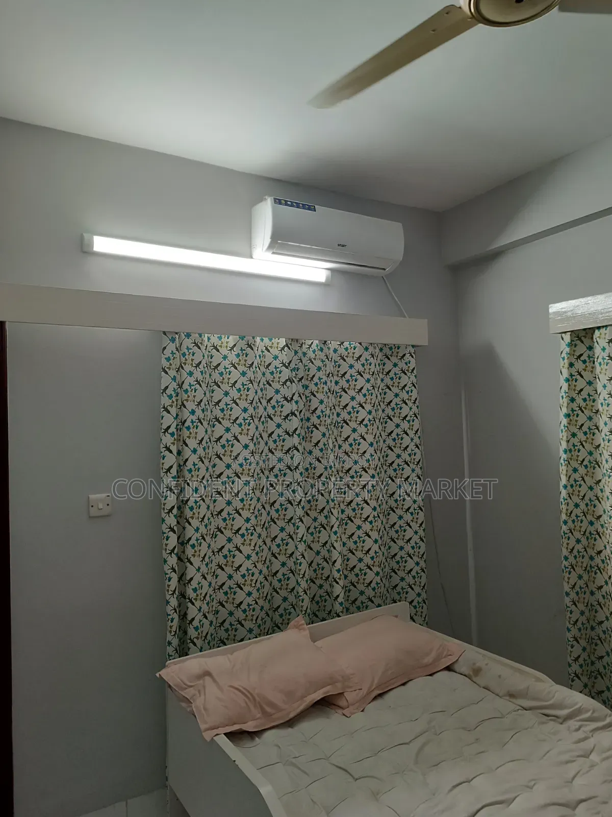 বারিধারায় ভাড়া দেওয়ার জন্য আসবাবপত্রসহ ৩ বেডরুমের অ্যাপার্টমেন্ট