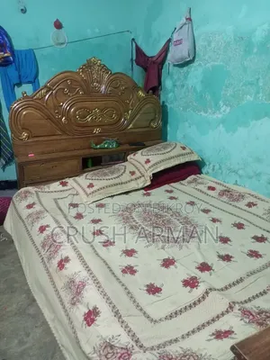 Wooden Bed 7 by 4.5 Feet