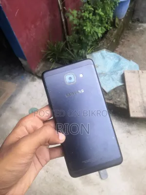 Samsung Galaxy J7 Max 32 GB Black