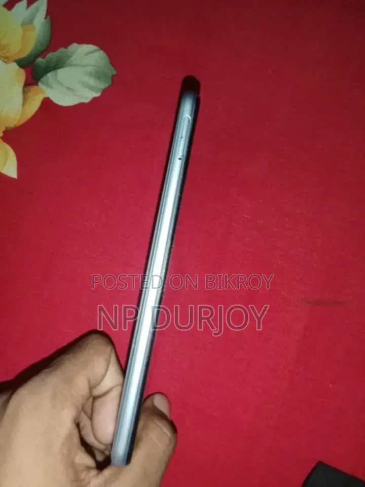 Vivo Y12s ৩২ জিবি হোয়াইট