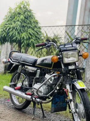 Yamaha 1995 Black