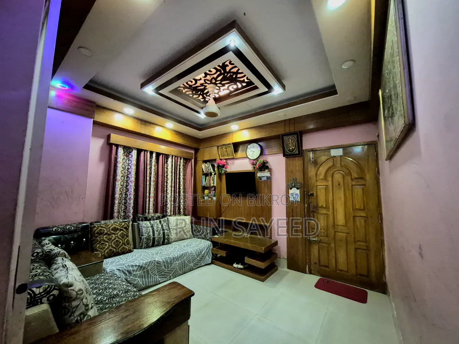 Furnished 3 Bedroom Apartment in Gypsum Mofiz, Chawkbazar for sale