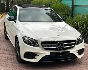 Mercedes-Benz E200 2020 White