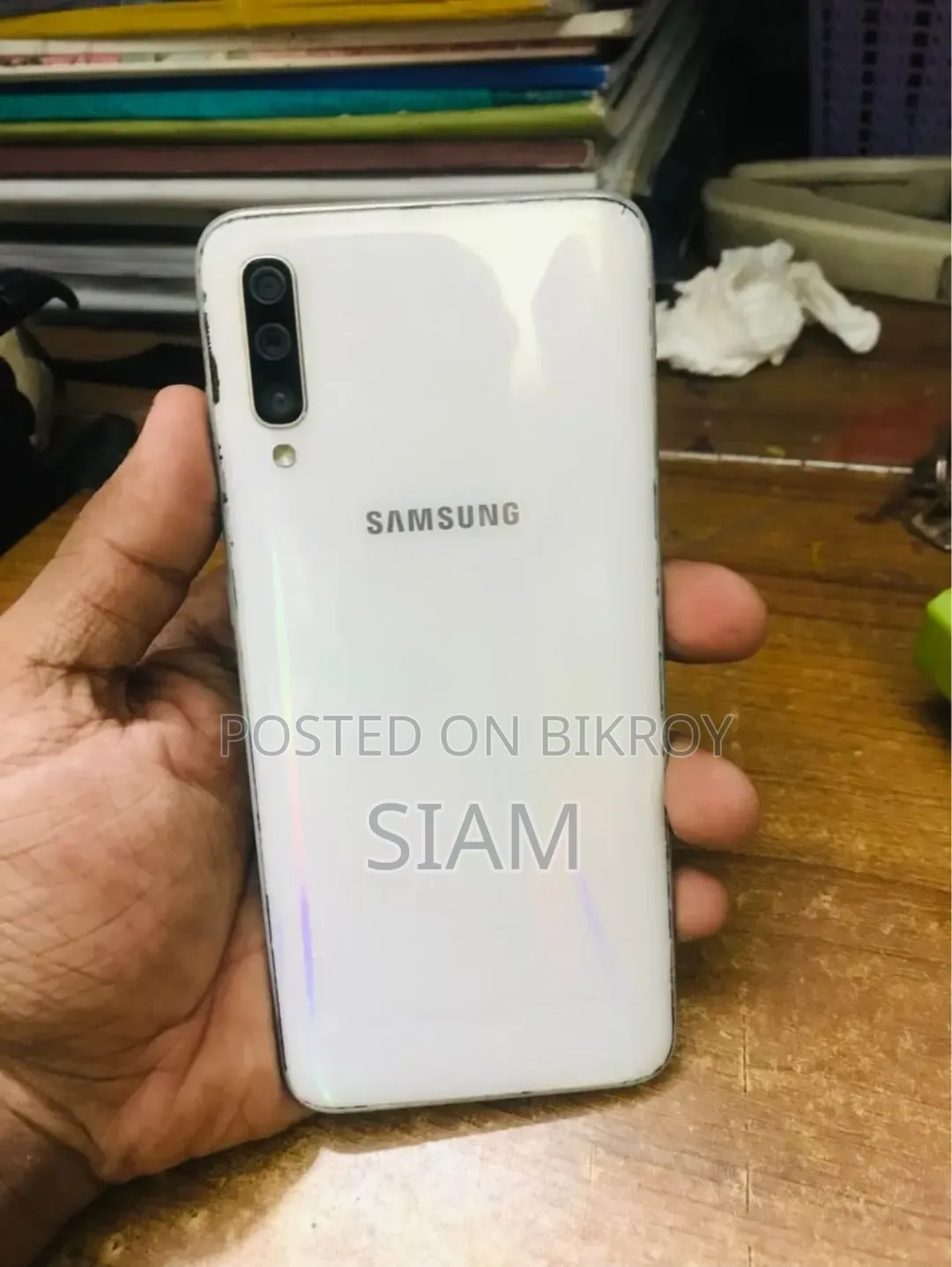 Samsung Galaxy A70 128 GB White