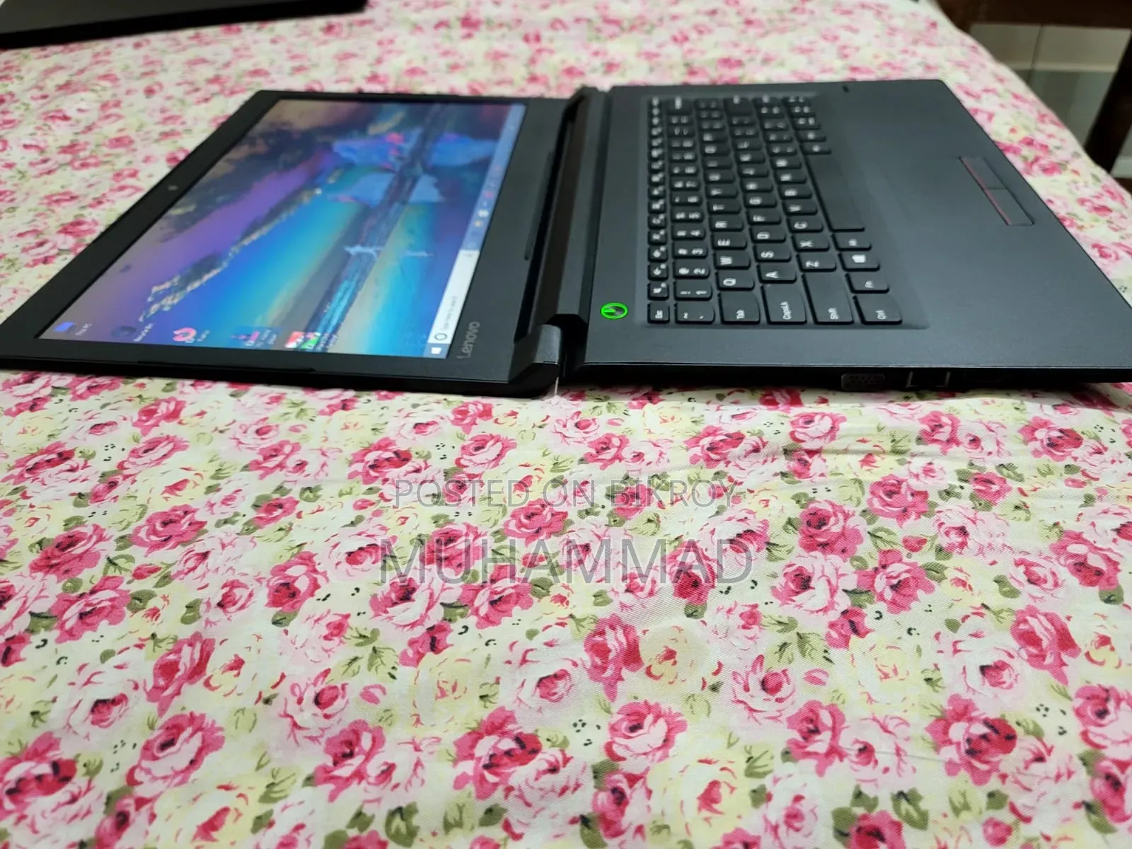 Laptop Lenovo V310 12GB Intel Core i7 HDD+SSD 256GB