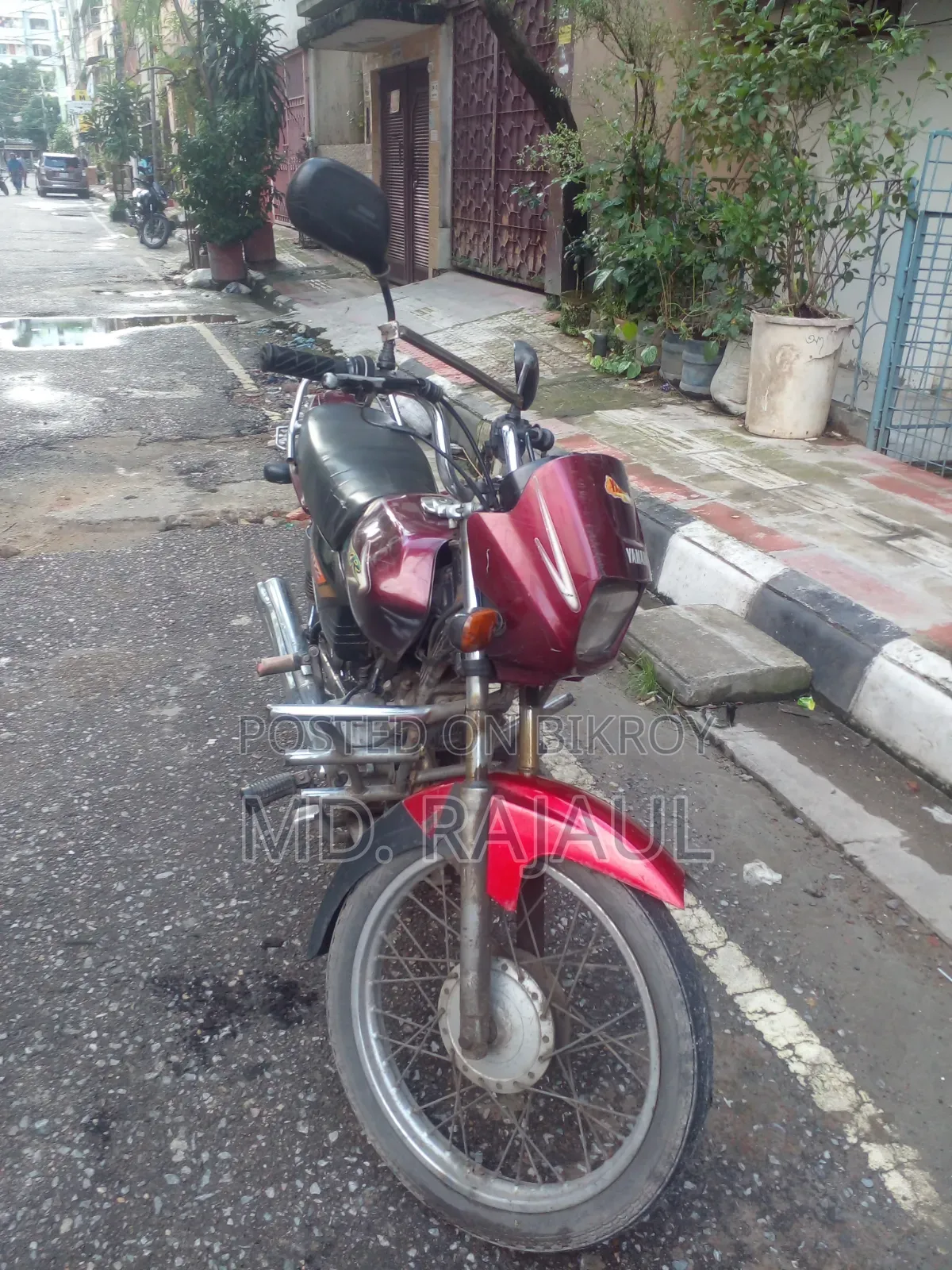 Yamaha 2002 Red