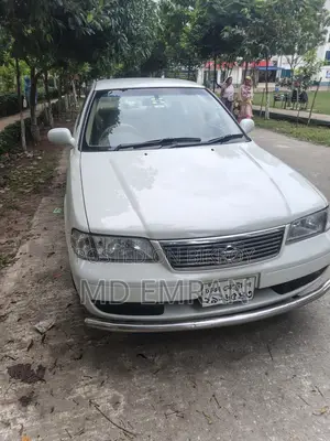 Nissan Sunny B15 Sedan 1.5 2003 Pearl