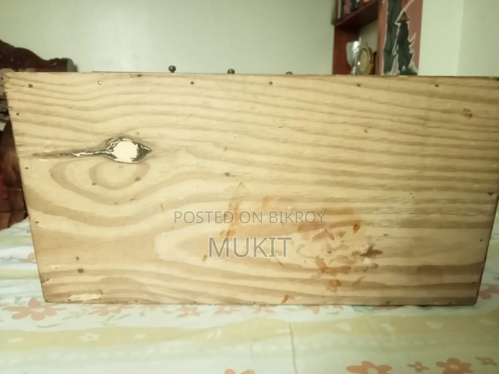 ৩৭ ঘাট হারমোনিয়াম ভালো অবস্থায় এবং নিখুঁতভাবে কাজ করছে—কোনো সমস্যা নেই।