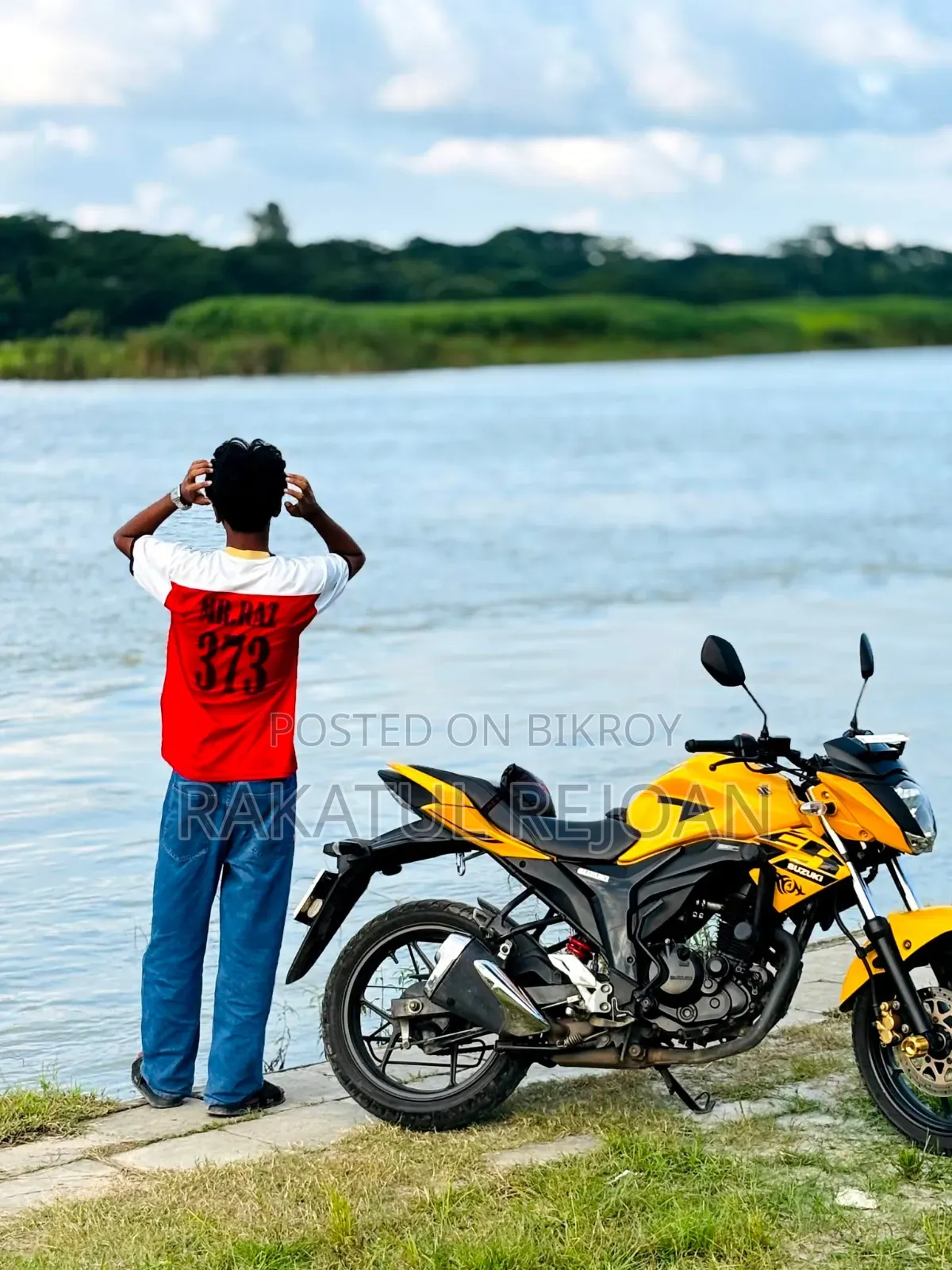 সুজুকি গিক্সার ২০২৫ ইয়েলো